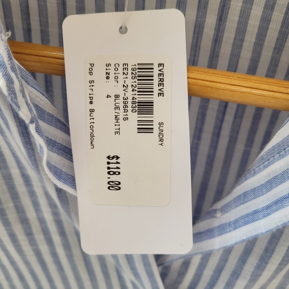 Sundry for Evereve Women's Plus Size 4 Button-up Top - Picture 4 of 6